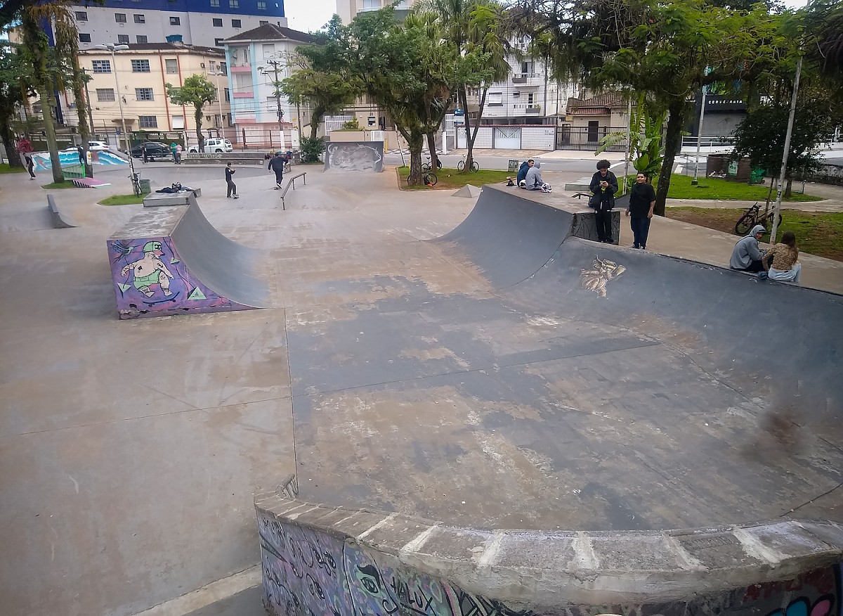 Praça Palmares skatepark